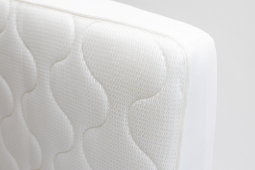 Łóżeczko dla niemowląt Natulino DreamNest 120 x 60 z materacem PURE AIR Coco (pianka - kokos) 