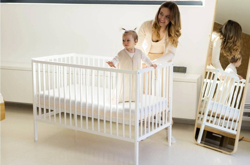 Łóżeczko dla niemowląt Natulino DreamNest 120 x60 z materacem DREAM Coco (pianka - kokos)       