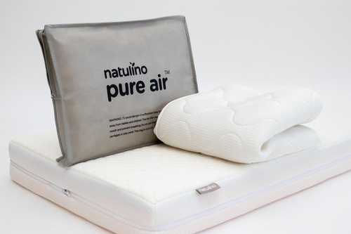 Łóżeczko dla niemowląt Natulino DreamNest 120 x 60 z materacem PURE AIR Coco (pianka - kokos) 